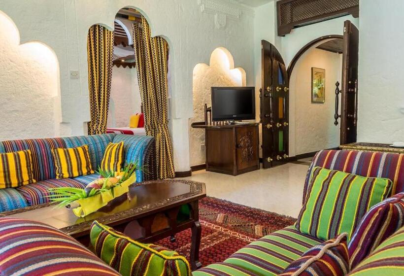 בית מלון כפרי Serena Beach Resort & Spa