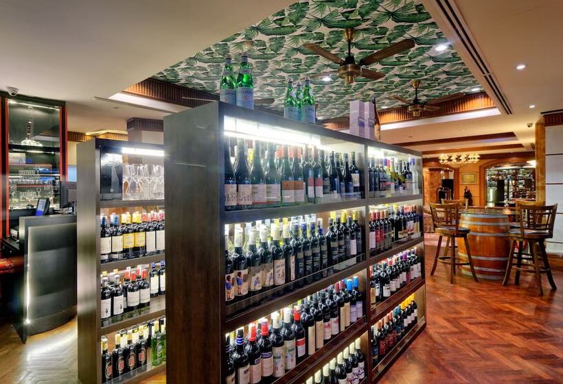 فندق The Jesselton