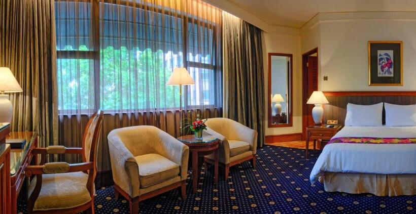 فندق The Jesselton