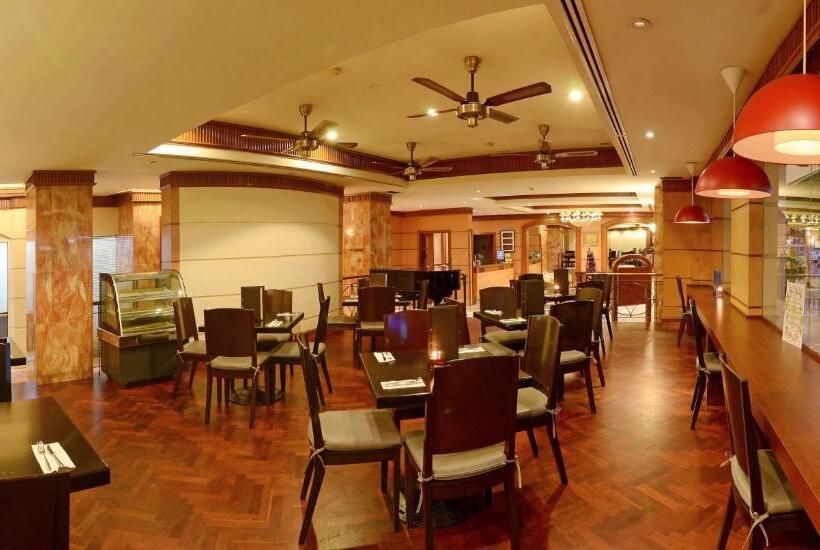 فندق The Jesselton