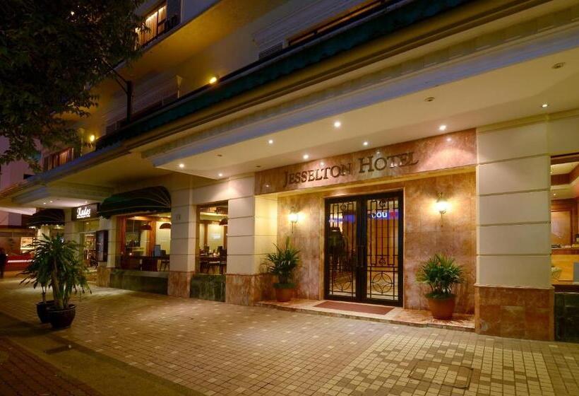 فندق The Jesselton