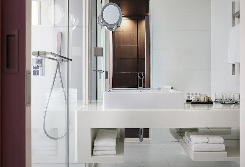 هتل The Plaza Seoul, Autograph Collection