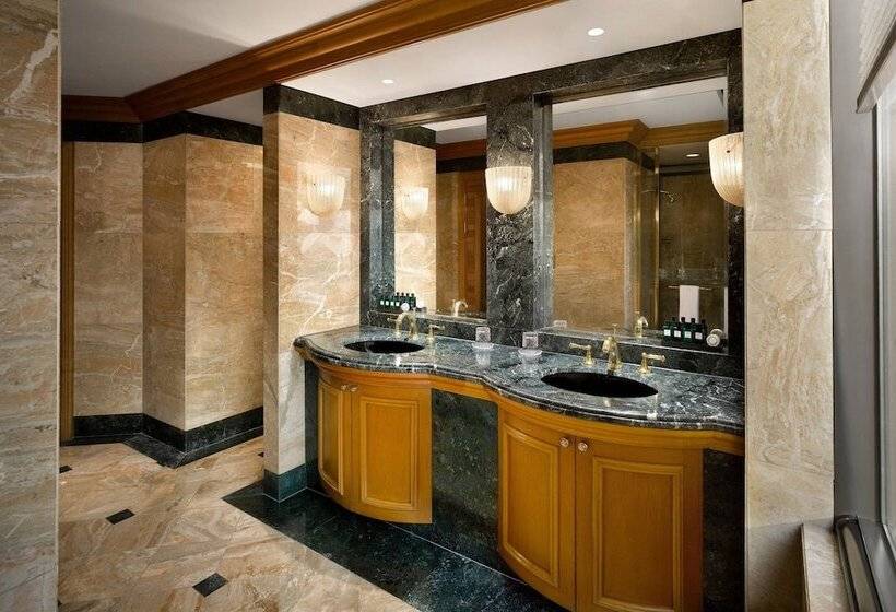 هتل The Plaza Seoul, Autograph Collection