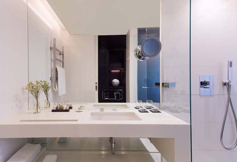 هتل The Plaza Seoul, Autograph Collection