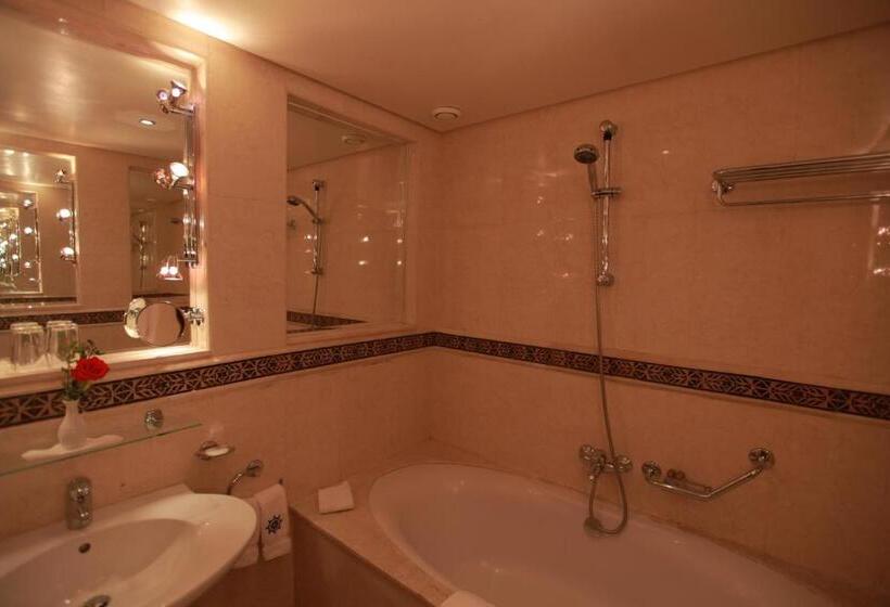 Отель Transatlantique