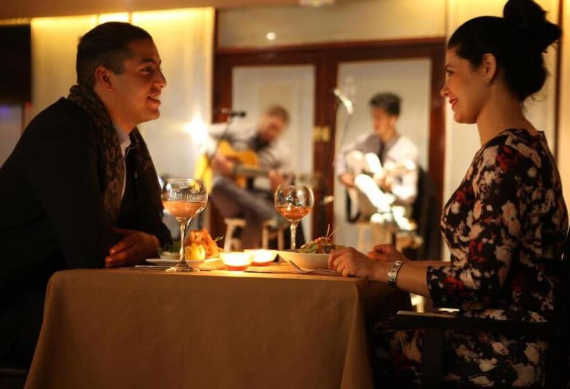 Отель Transatlantique