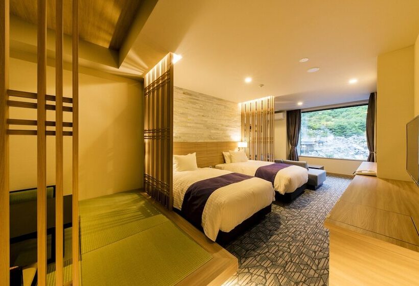 Unzen Kyushu Hotel   Mt Resort