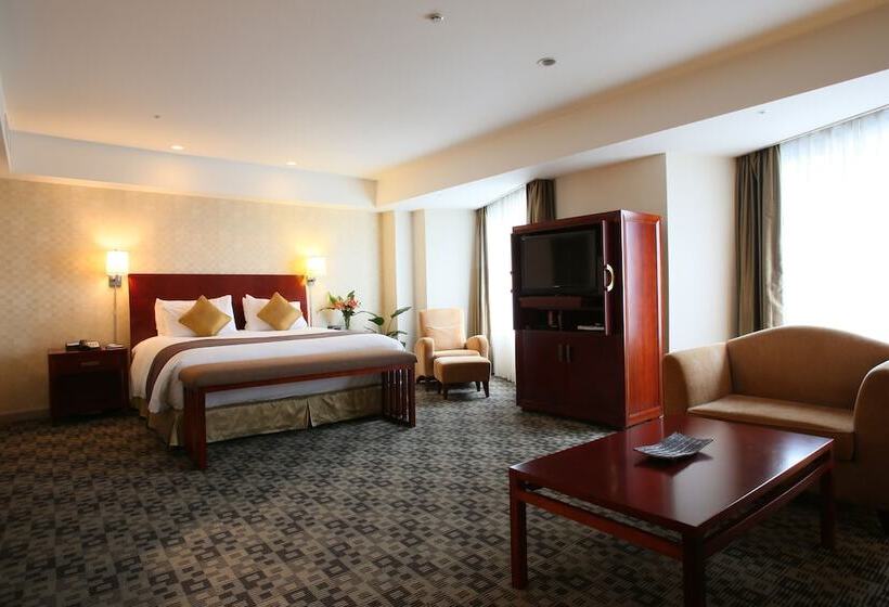 International Resort Hotel Yurakujo