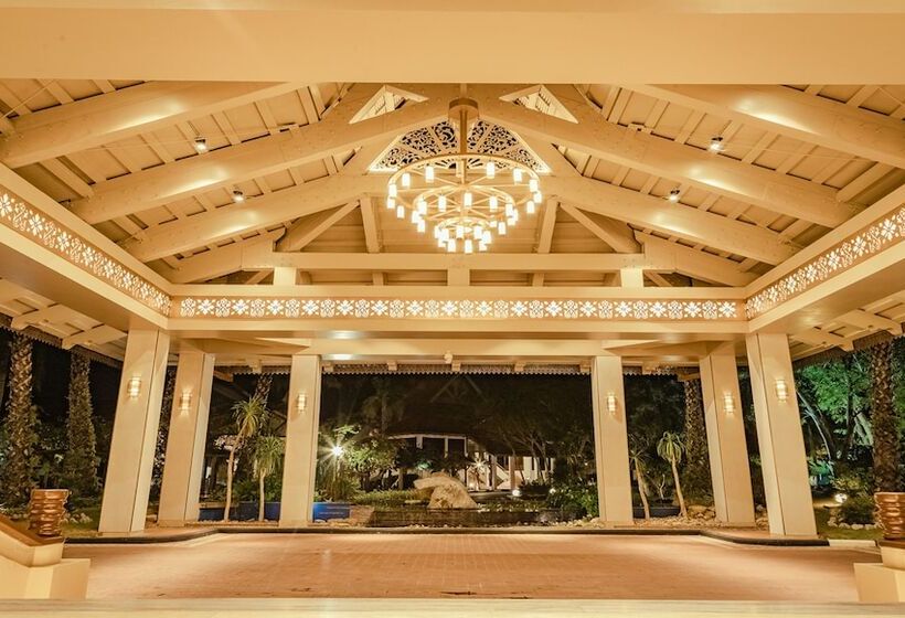 Pelangi Beach Resort & Spa, Langkawi