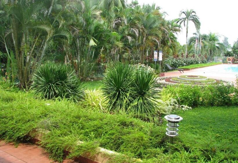 منتجع Mersing Merlin Inn