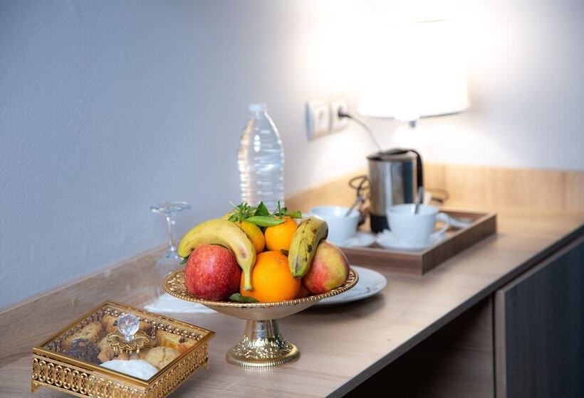 Rs Hotel Karam Palace