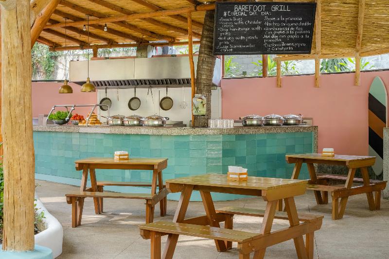 Dreams Acapulco Resorts & Spa All Inclusive