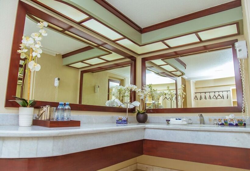 Estero Beach Hotel & Resort