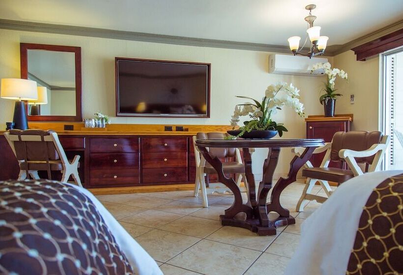 Estero Beach Hotel & Resort