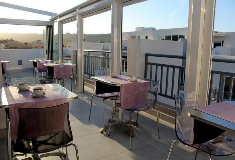 هتل Atlantis Lodge