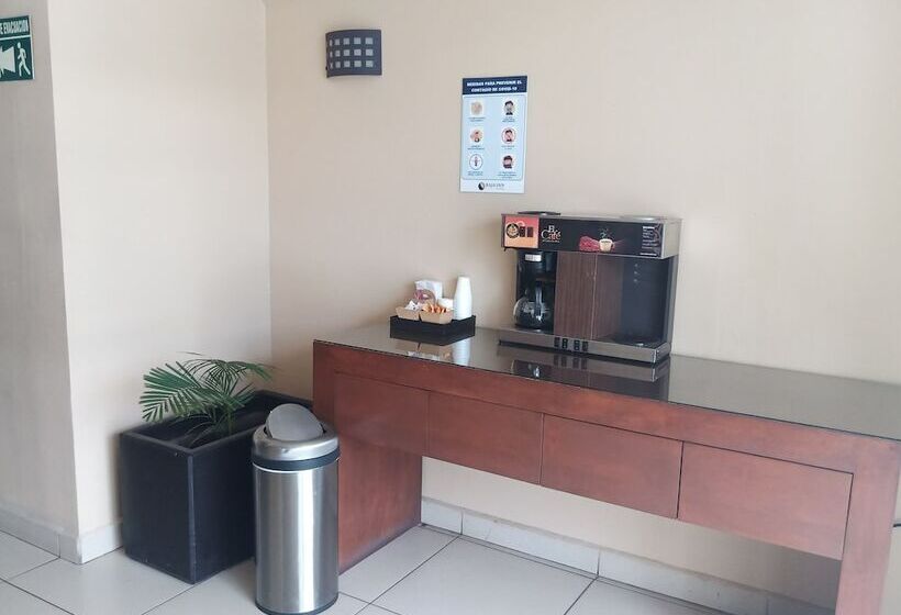 Baja Inn Hoteles Ensenada