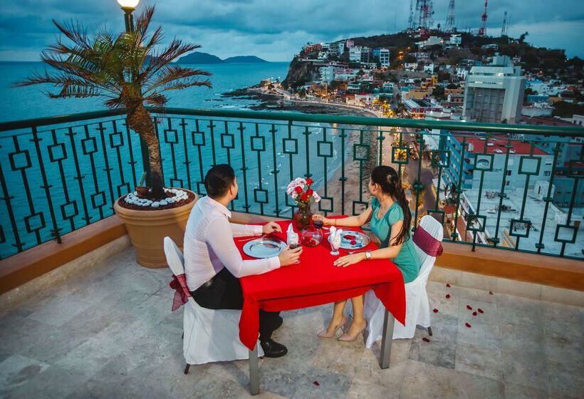 Отель Best Western Posada Freeman