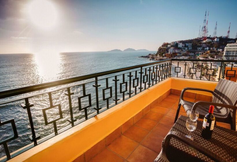 Отель Best Western Posada Freeman