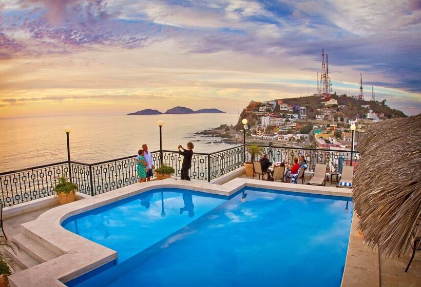 Отель Best Western Posada Freeman