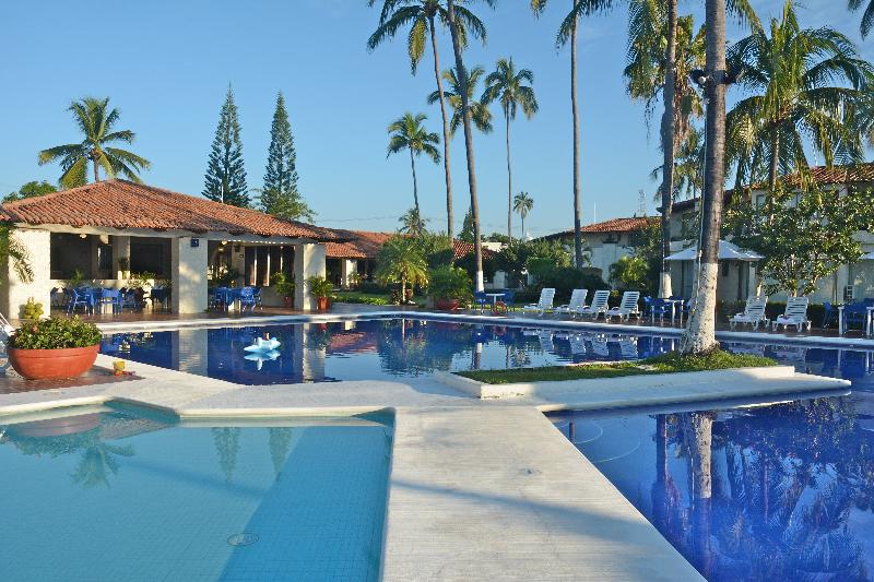 Cabo Blanco Hotel And Marina
