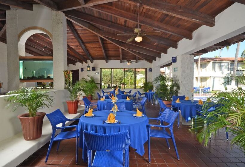 Cabo Blanco Hotel And Marina