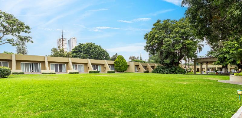 Отель Camino Real Guadalajara