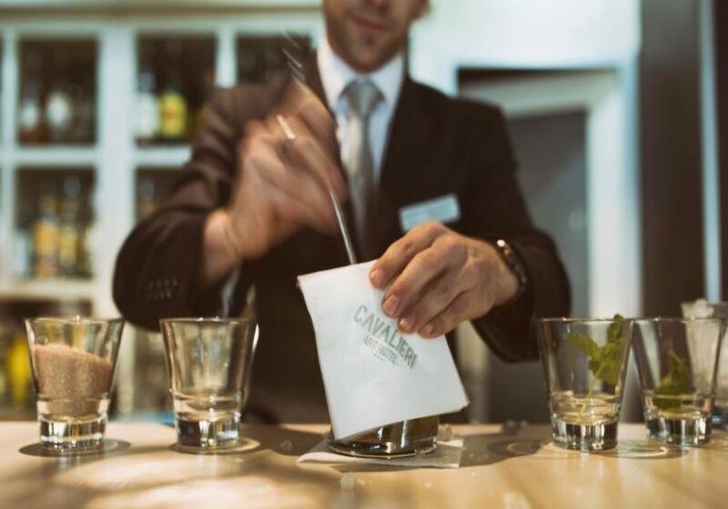 هتل Cavalieri Art