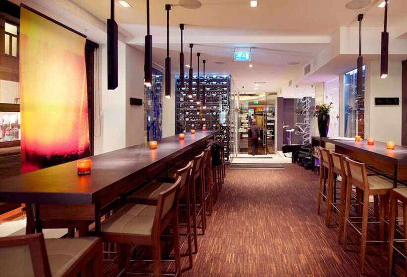 Clarion Collection Hotel Savoy