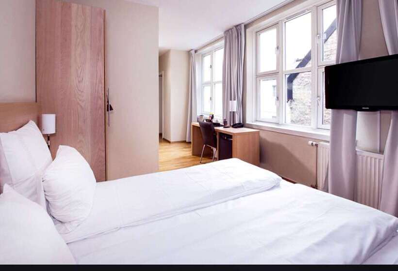 Clarion Collection Hotel Savoy