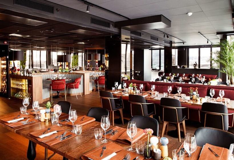 Clarion Hotel The Hub