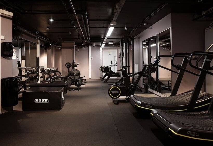 Clarion Hotel The Hub