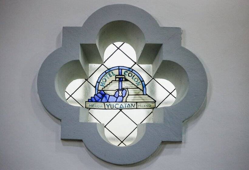 Отель Colon Merida