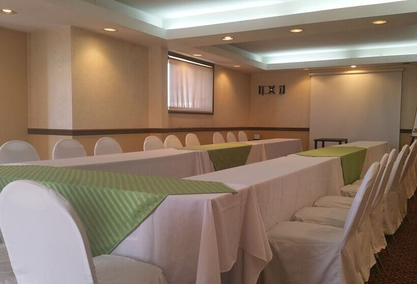 ホテル Colonial Ciudad Juarez