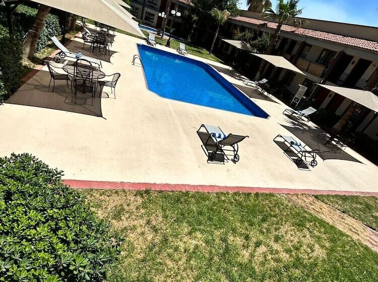 ホテル Colonial Ciudad Juarez