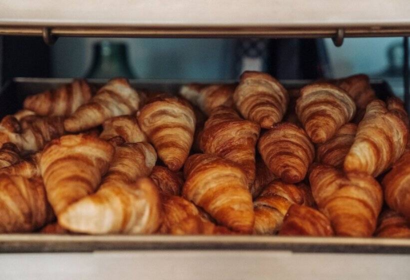 Columbus Hotel Monte Carlo, Curio Collection By Hilton