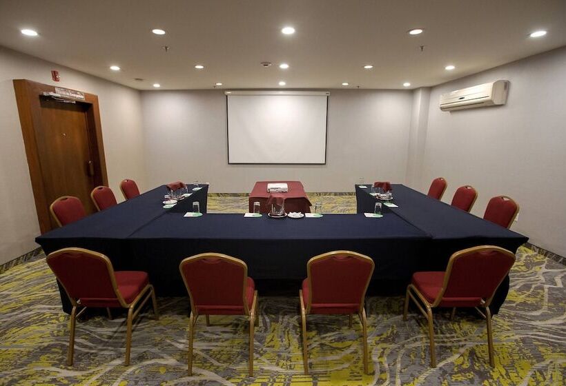 Отель Courtyard By Marriott Mexico City Revolucion