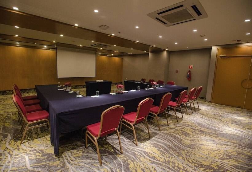 Отель Courtyard By Marriott Mexico City Revolucion