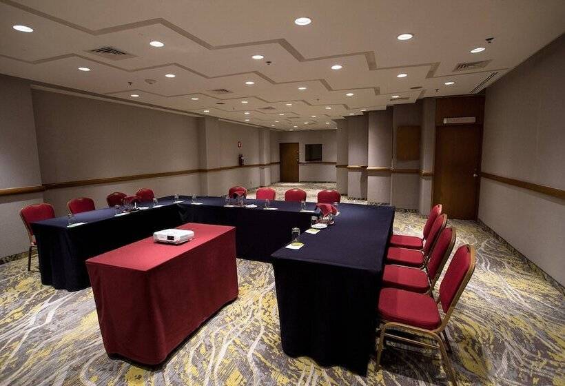 Отель Courtyard By Marriott Mexico City Revolucion