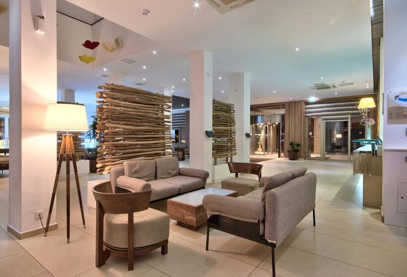 هتل Db Seabank Resort + Spa All Inclusive