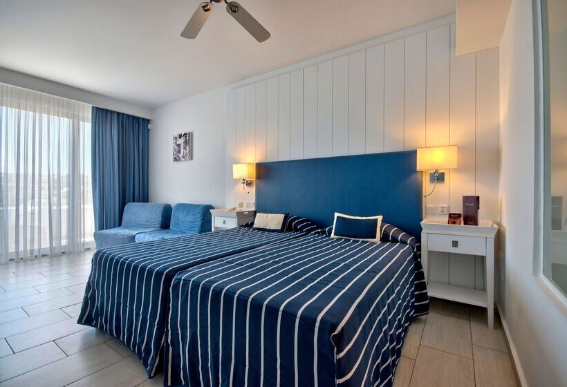 هتل Db Seabank Resort + Spa All Inclusive