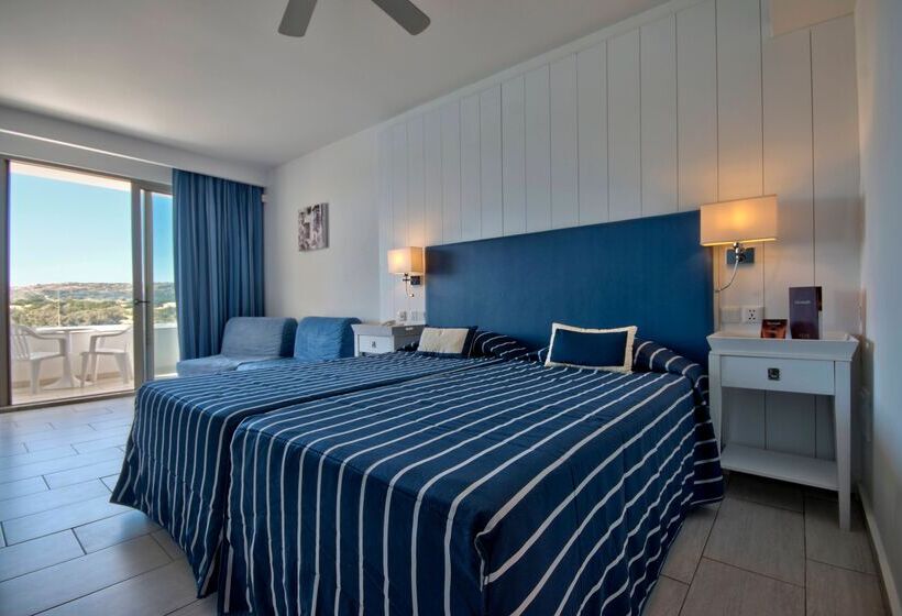 هتل Db Seabank Resort + Spa All Inclusive