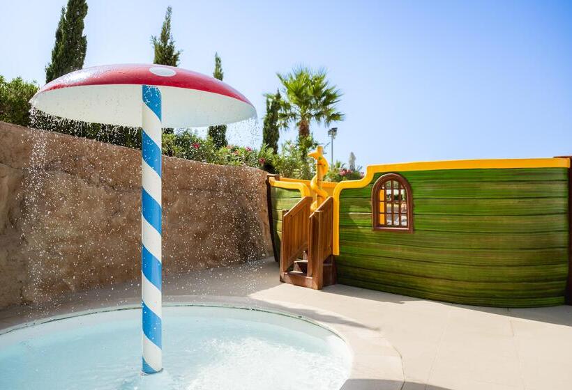 هتل Db Seabank Resort + Spa All Inclusive