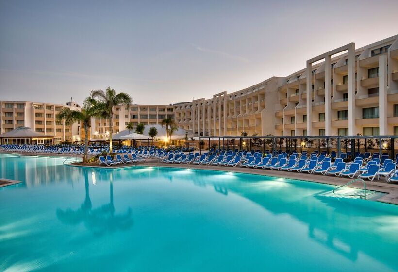 هتل Db Seabank Resort + Spa All Inclusive