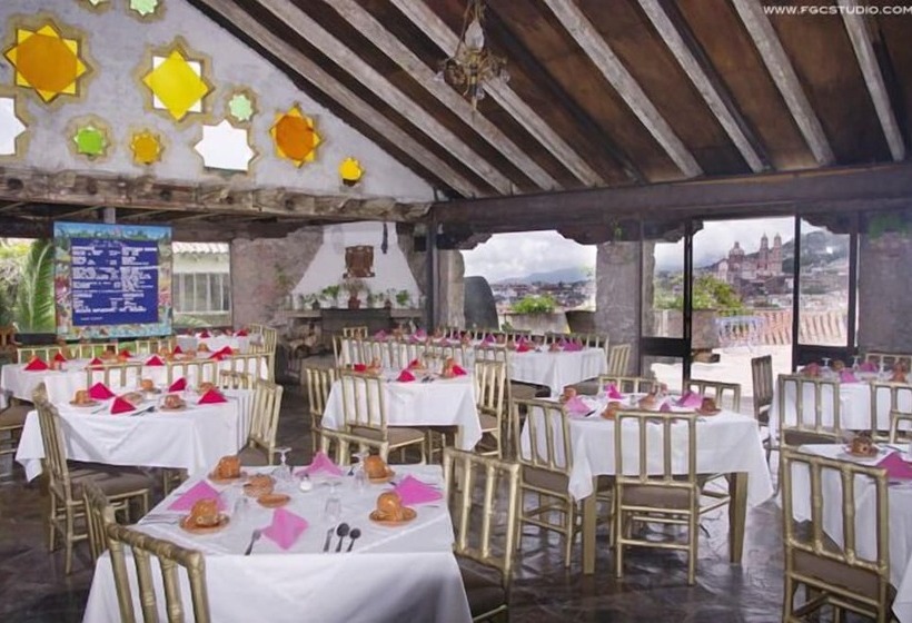 ホテル De La Borda