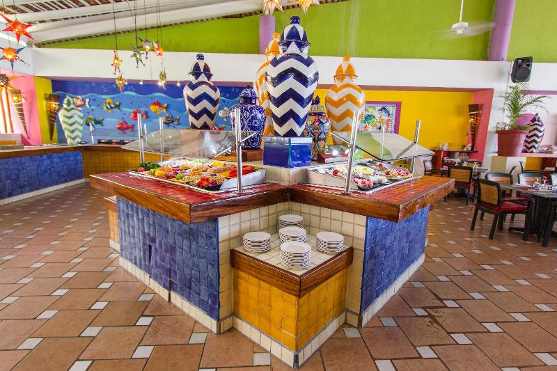 Отель Decameron Los Cocos Guayabitos, Ramada All Inclusive Resort