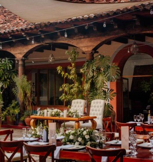 فندق Diego De Mazariegos