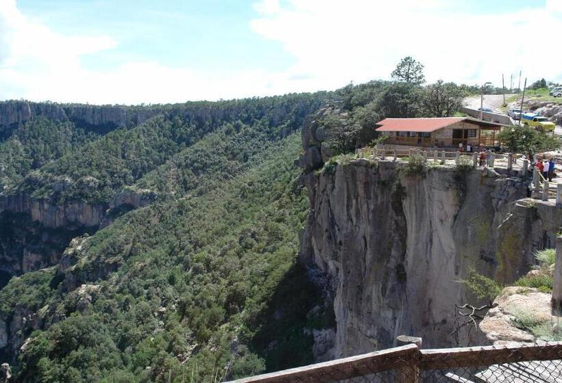 فندق Divisadero Barrancas