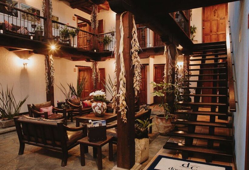 ホテル Docecuartos