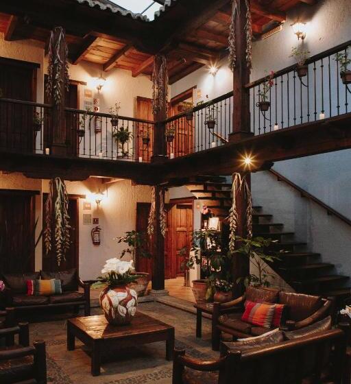 ホテル Docecuartos