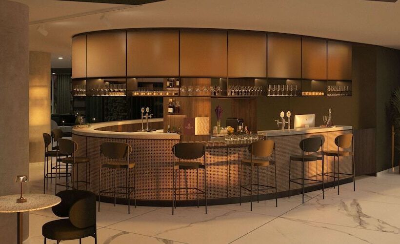 هتل Doubletree by Hilton Malta